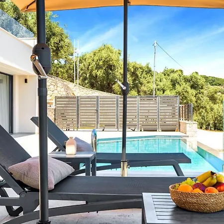 فيلة Ecstasy Luxury