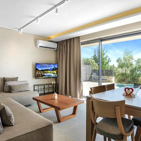 Ecstasy Luxury فيلة